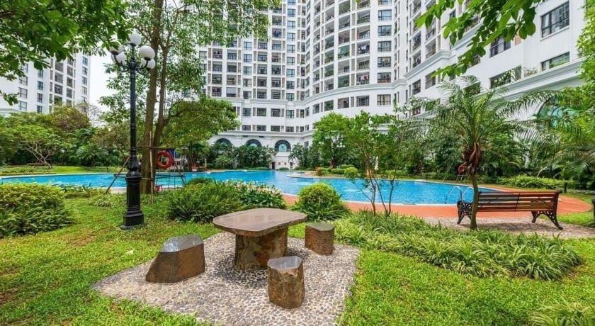 Vinhomes Royal City Luxury Apt 3Br Apartment in Hanoi