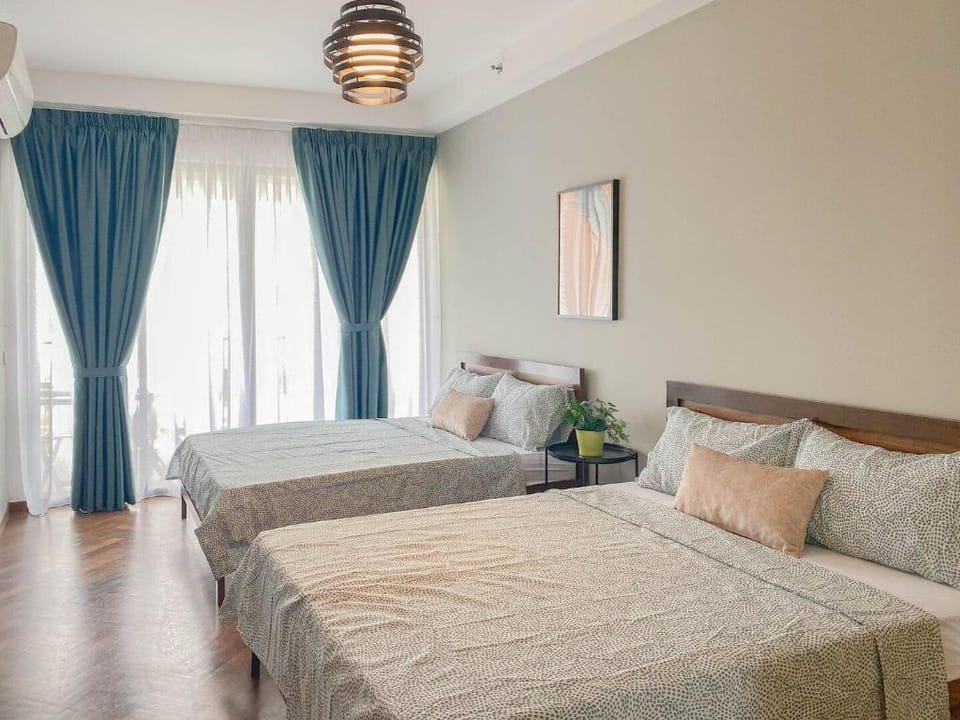 The Landmark Grayish Green Merveilles  Seaview Apartment in Tanjung Bungah