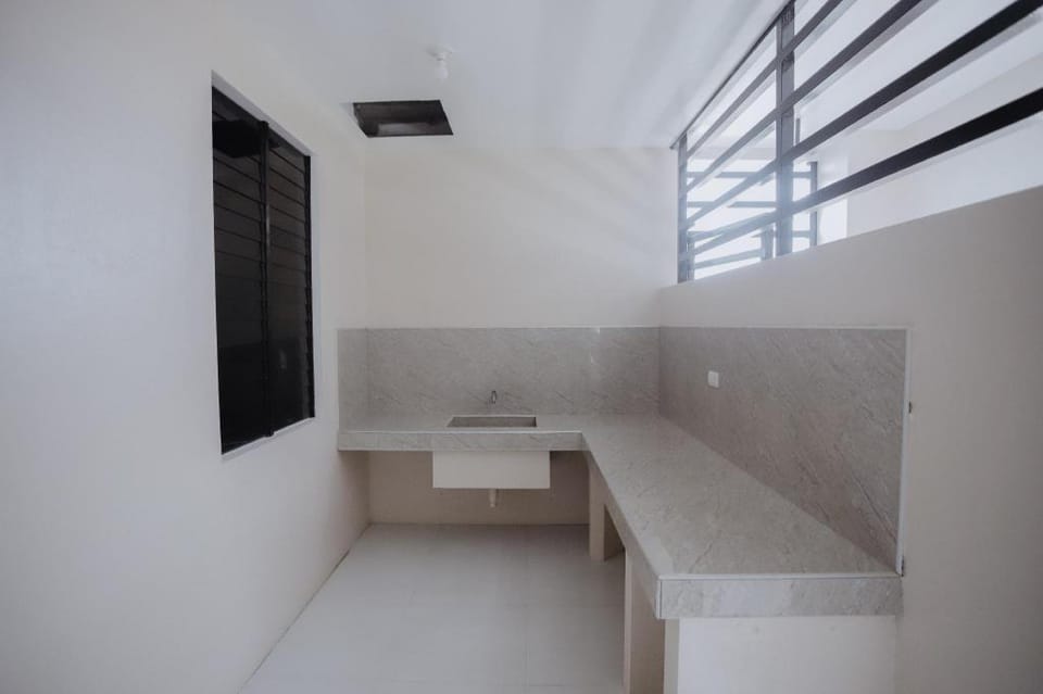 Entire apartment - 3 Beds - Elle Homes Dumaguete Apartment in Dumaguete