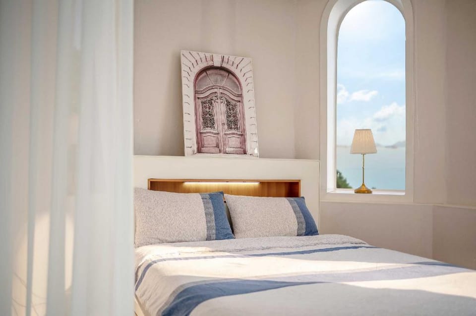 rise hill oceanview pension Bed and Breakfast in South Korea