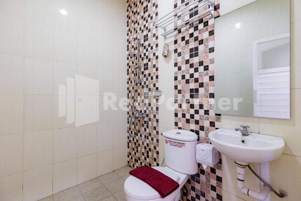 De Malang Sweet Homestay Syariah Mitra RedDoorz Hotel in East Java
