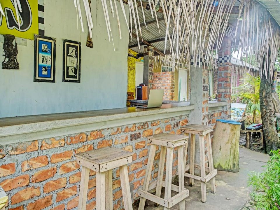 OYO 90279 Wartawan De Mansion Hotel in Indonesia