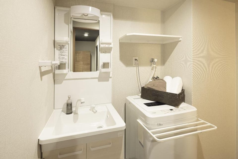 Coruscant Hotel Nagasakieki Apartment in Japan