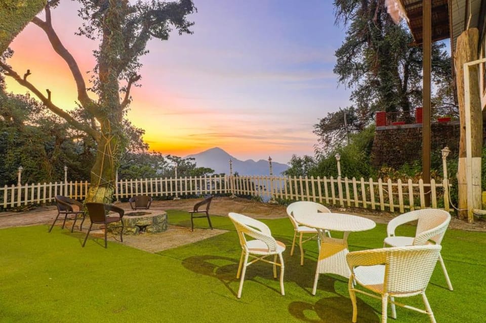 Hotel  LA Casa by Aashna Hotel in Uttarakhand