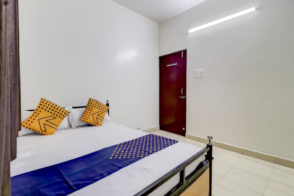 Hotel O Royal Rest Rooms Hotel in Pune