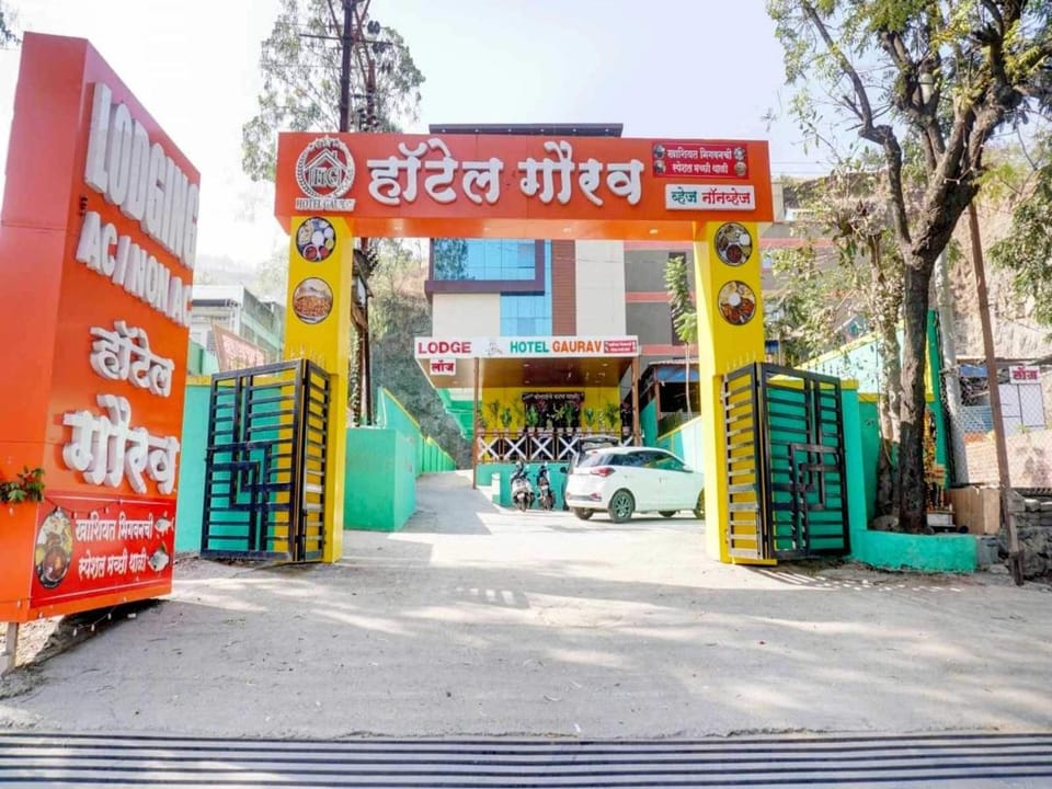 Hotel O Gaurav Lodge Hotel in Pune