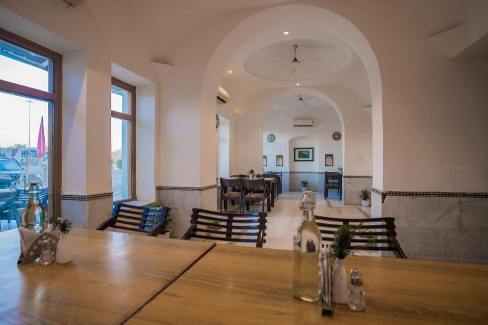 Ganga Heritage By Howard Hotel in Uttarakhand