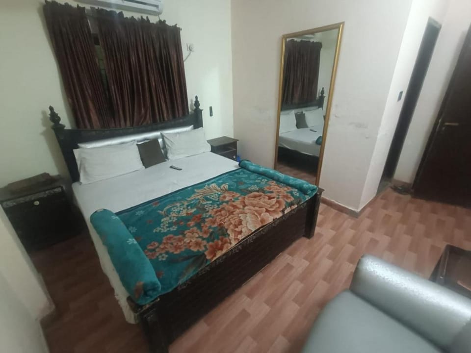 Hotel Lahore City Hotel in Lahore