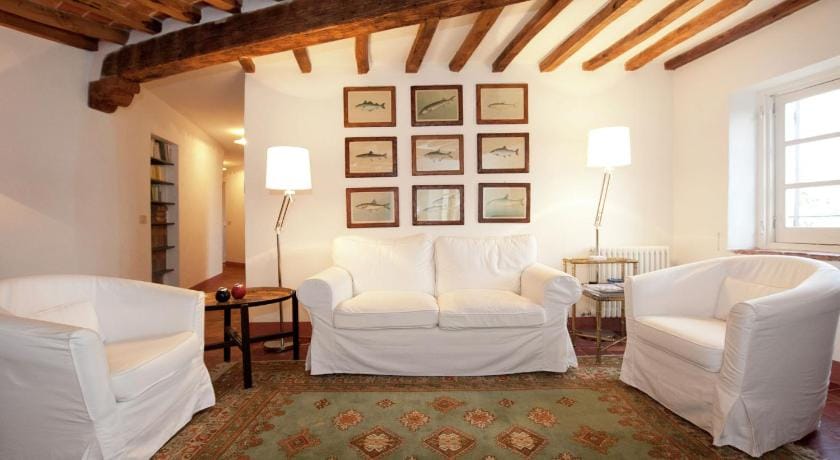A Romantic Rocca Retreat Villa in Liguria