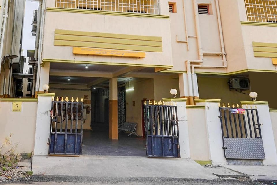 Hotel Inn34 Porur Hotel in Chennai