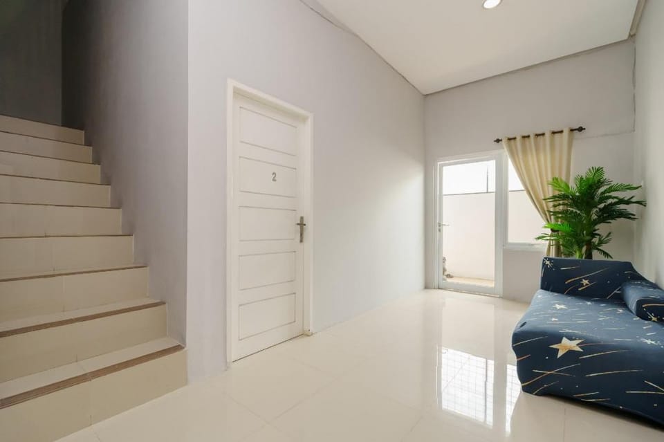 RedDoorz @ Jalan Demang Lebar Raya Palembang Hotel in Indonesia