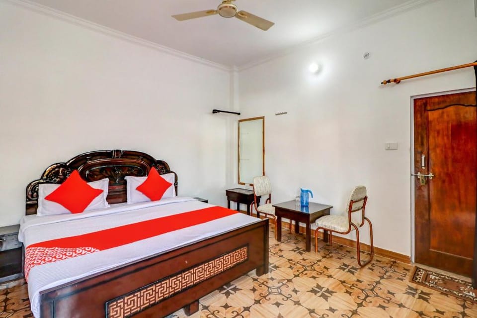 Hotel O Shanti Kuti Home Stay Hotel in Lucknow