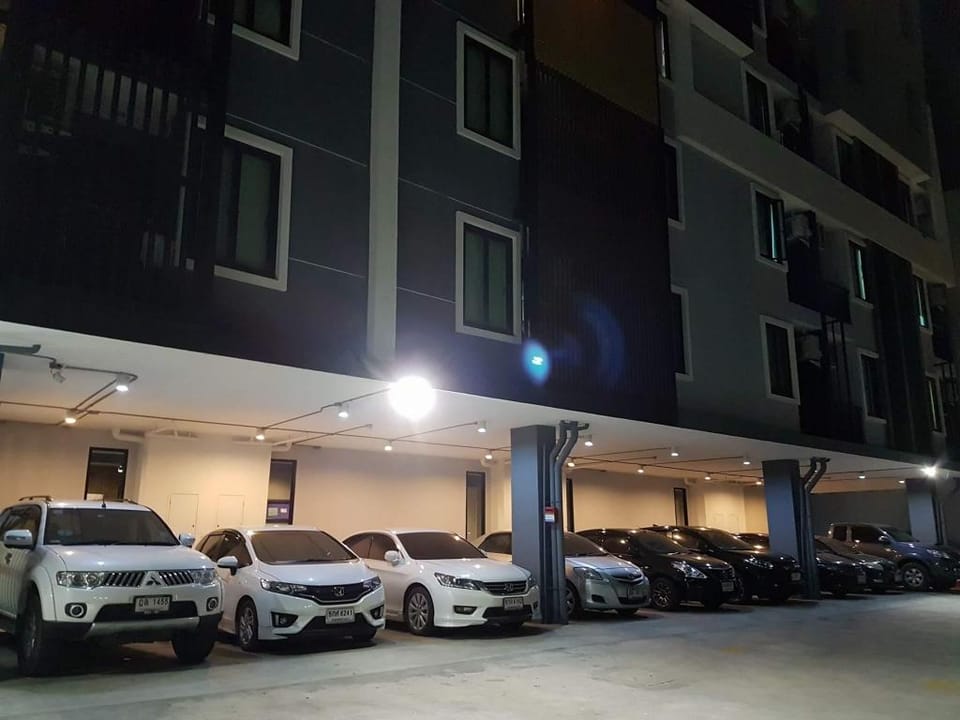 At Yaya102 Apartment in Bangkok
