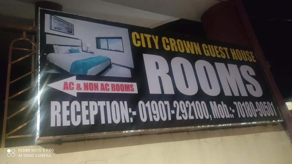 CITY CROWN GUEST HOUSE Bed and Breakfast in Punjab, India