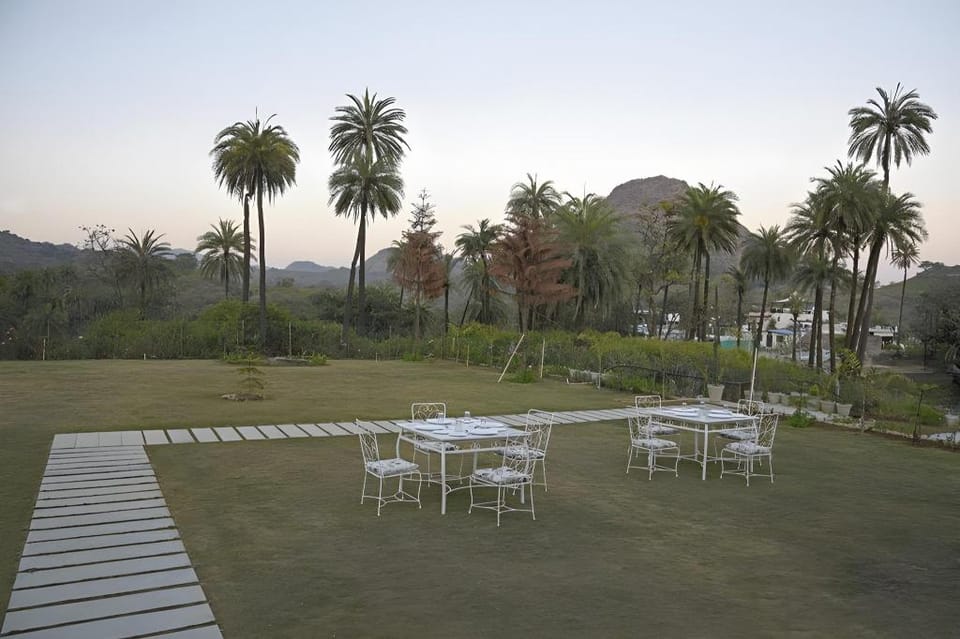 The Mount Bungalow Mount Abu Hotel in Gujarat