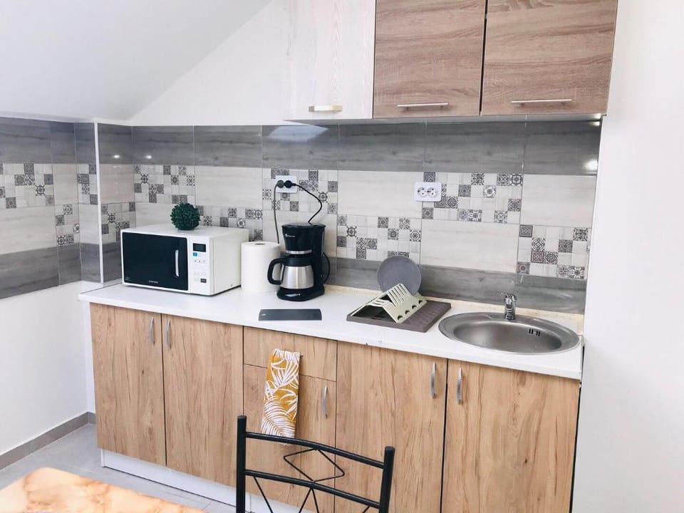 Apartment with 2 rooms, spacious and conformable. Apartment in Timisoara
