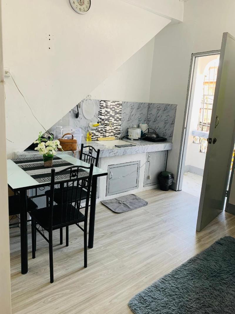Daily Room for Rent for Couple near BGC, Taguig Apartment in Taguig