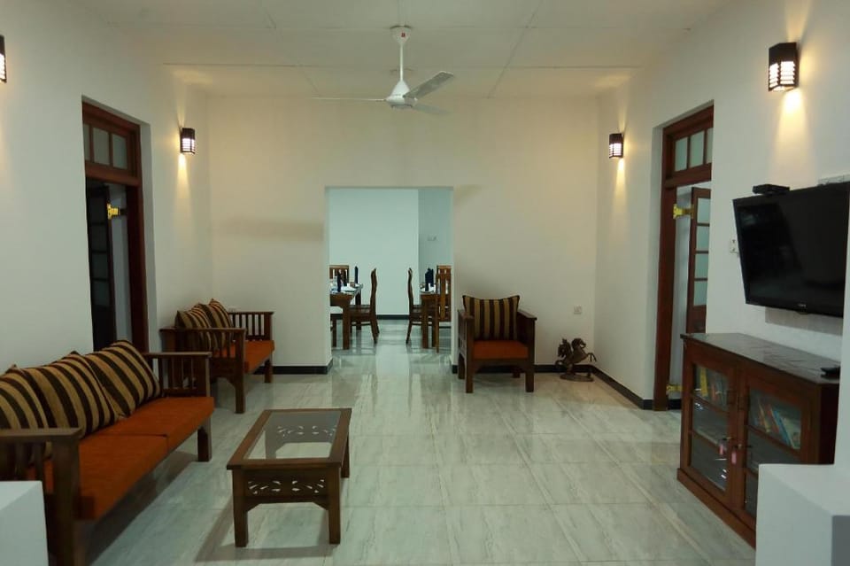 A serene getaway by the Mahaweli  riverside  Vacation rental in Kandy