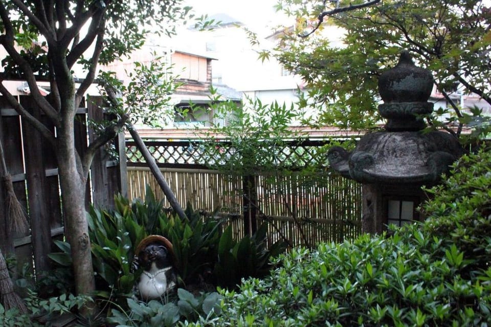 Private house is 80 year old,  with kitchen. Vacation rental in Kyoto