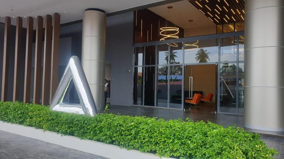 Prestige Troika 1 Bedroom 18-10 | WiFi & Netflix Apartment in Malaysia