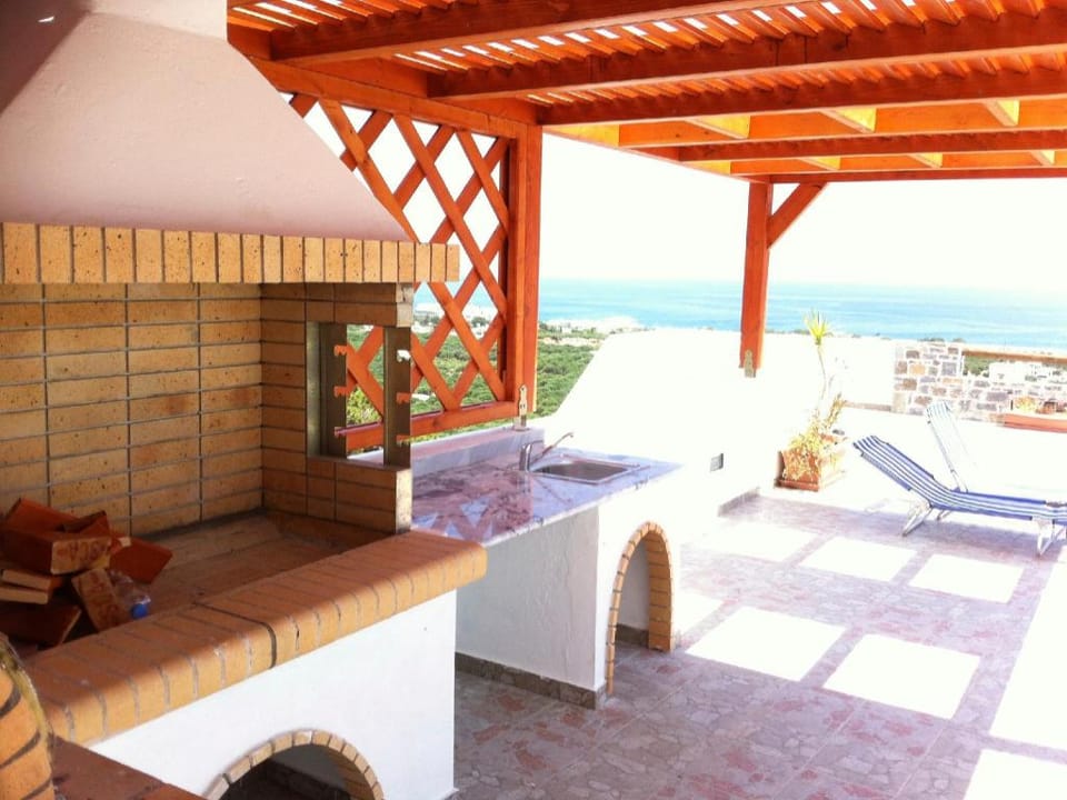 In Southern Crete, Filoxenia Villa, is a group of ten holiday apartments Apartment in Lasithi