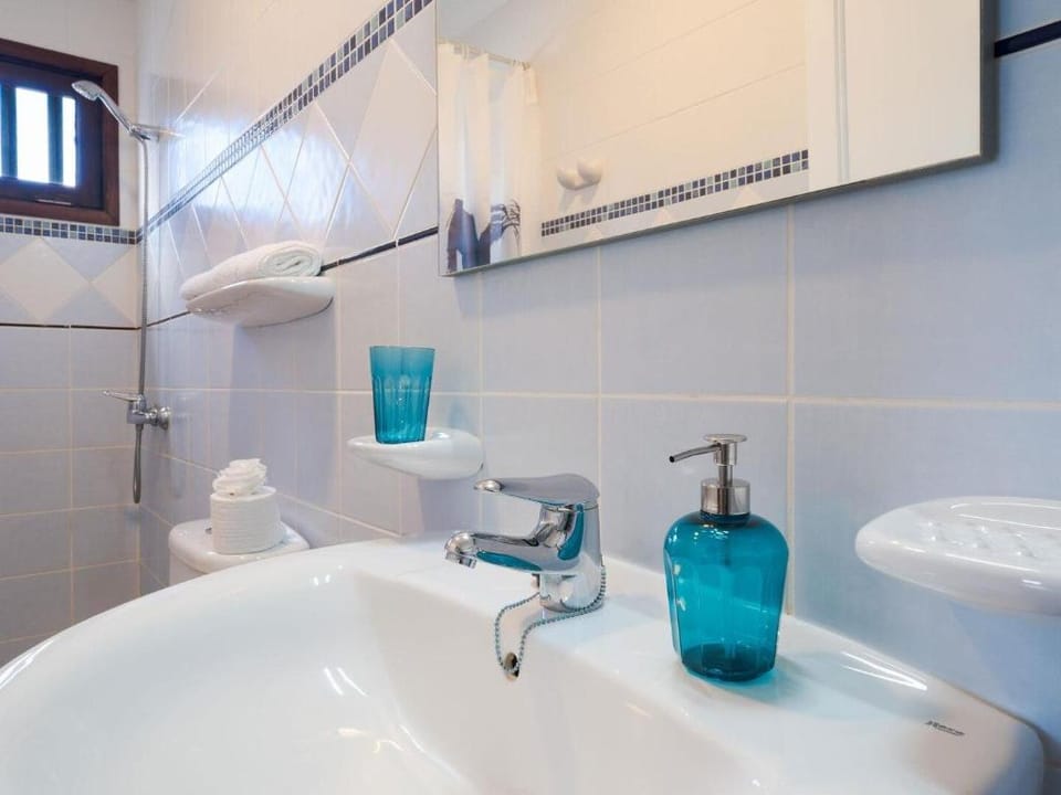 Apartment, amazing sea view, 170m to the sea, pool Apartment in Isla de Lanzarote