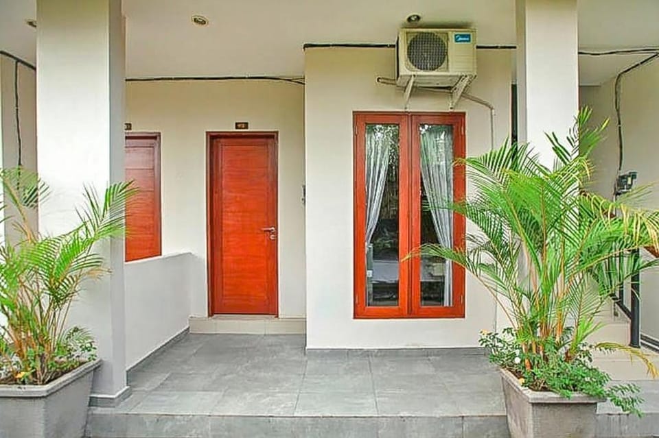 KoolKost near Sunset Road Seminyak (Minimum Stay 30 Nights) Apartment in Kuta