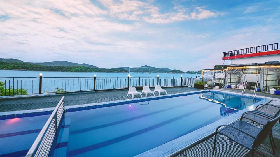 The Keullim Onsu Pool Pension Bed and Breakfast in South Korea