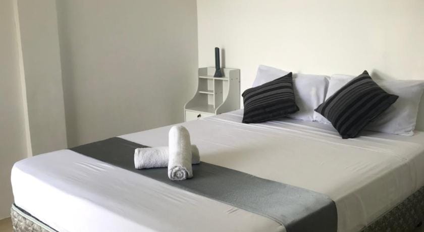 Paradise Beach Guest House Hotel in Central Visayas