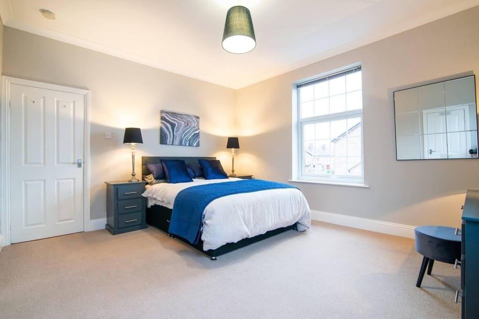 Modern Living 2 Bedroom Apartment South Wilmslow Apartment in England