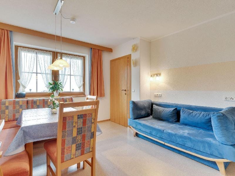 Apartment in Hainzenberg near Ski Lift Apartment in Zell am Ziller