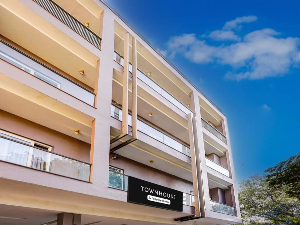 Super Townhouse Pitampura West Enclave Hotel in Delhi