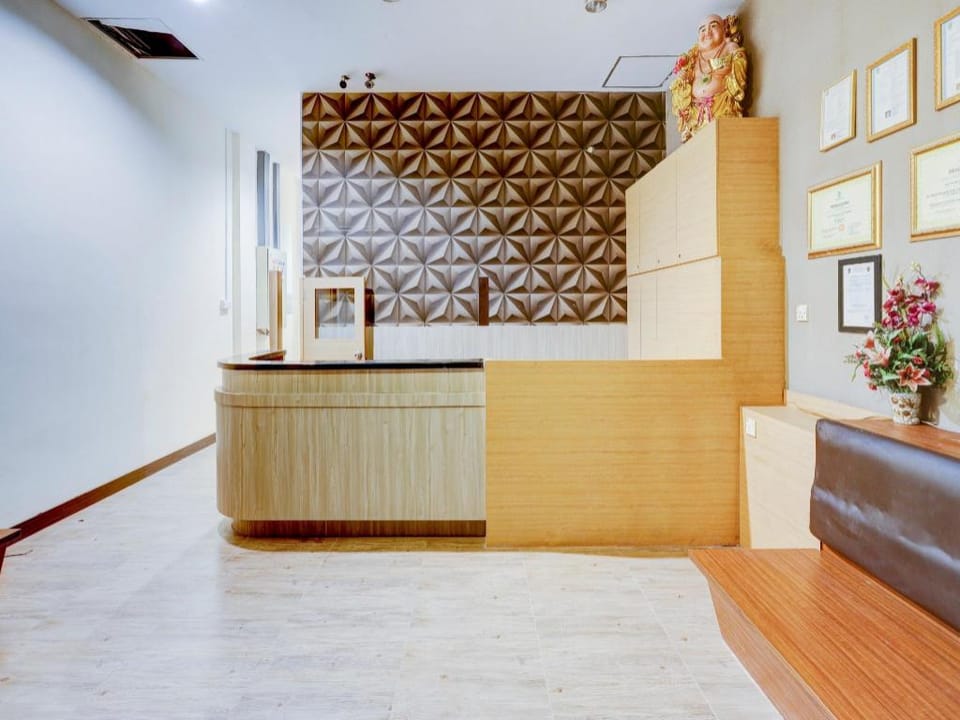 OYO 90351 Hotel Five Star 1 Hotel in Riau Islands, Indonesia
