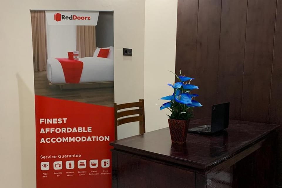 RedDoorz Syariah near Kawasan Simpang Lima Pati Hotel in East Java