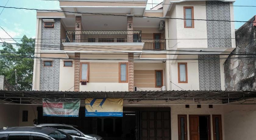 KoolKost Syariah near Taman Sriwedari Laweyan Hotel in Special Region of Yogyakarta