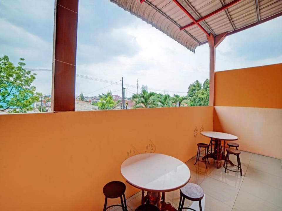OYO 90387 Sepakat Guest House Hotel in Indonesia