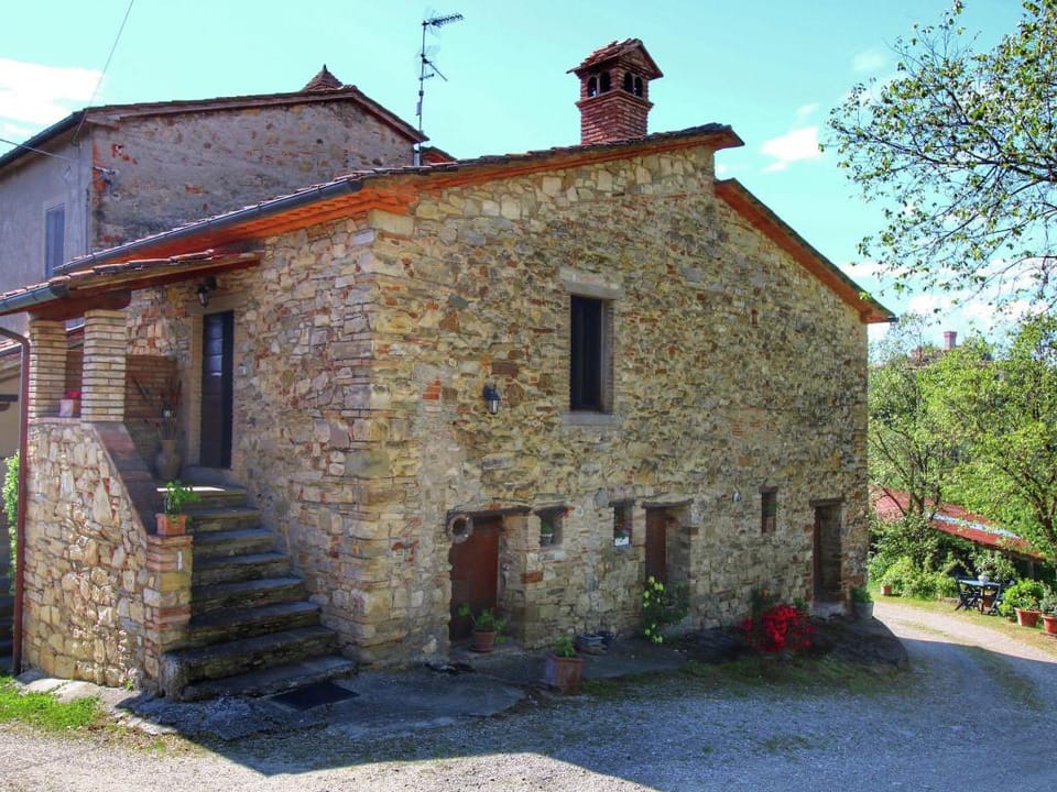 Belvilla by OYO Farmhousecrick Vacation rental in Umbria