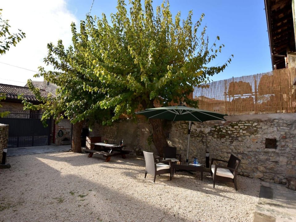 Mansion in Provaglio near Lake Iseo Vacation rental in Province of Brescia