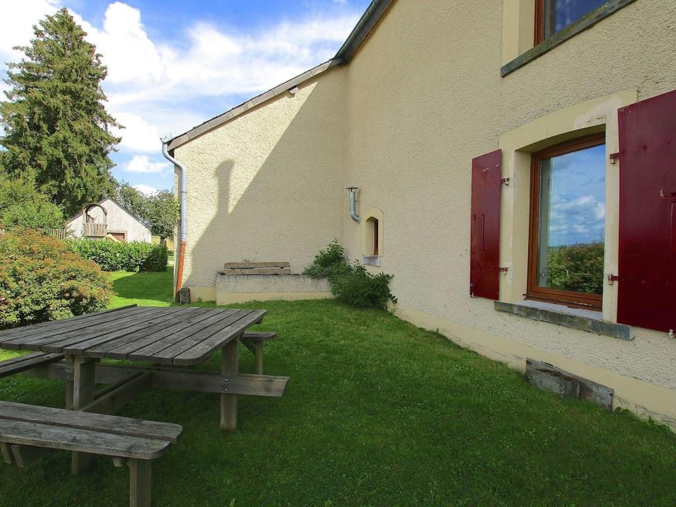 Spacious Country Villa Vacation rental in Wallonia, Belgium