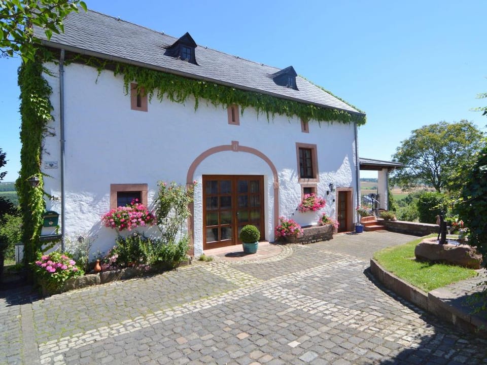 Holiday Home in Ittel near Hiking Trails Vacation rental in Trier-Saarburg