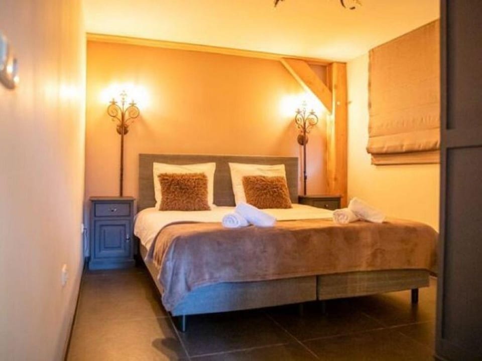 Classy Holiday Home in Alphen with Garden Vacation rental in North Brabant (province)