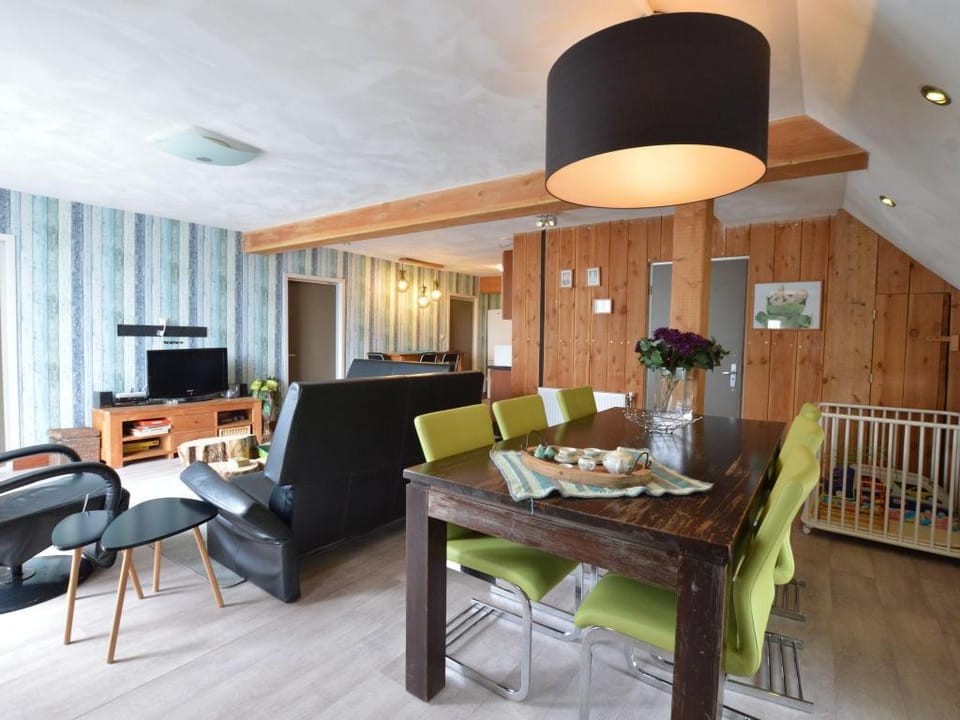 Beautiful farmhouse in Wapse with fenced garden Vacation rental in Drenthe (province)