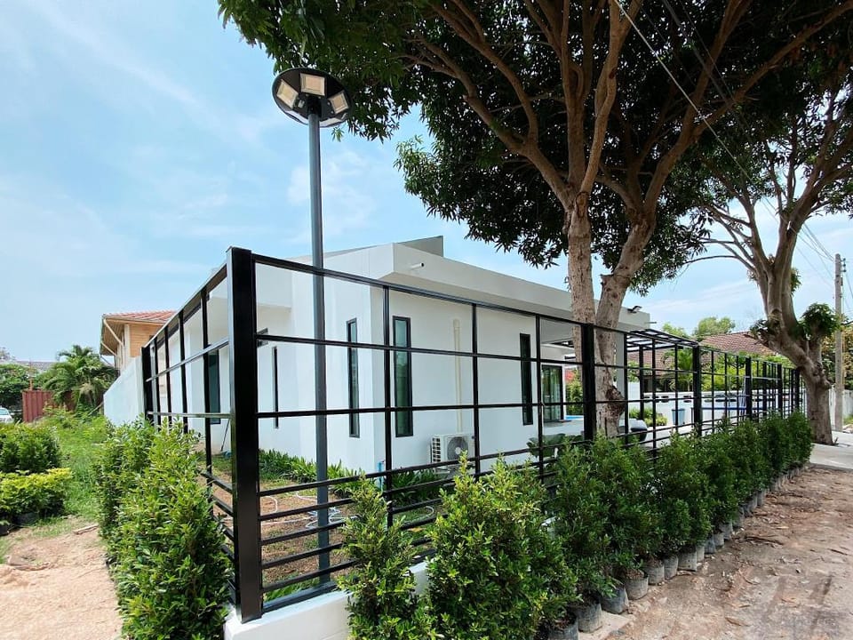 Pool villa beach Rayong  Chom Dao   Villa in Rayong, Mueang Rayong District, Rayong, Thailand