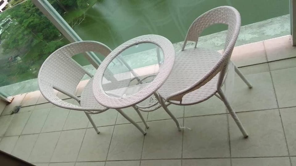 11-JY SWEET HOMESTAY@PALAZIO STUDIO LAKE VIEW WIFI Apartment in Johor Bahru