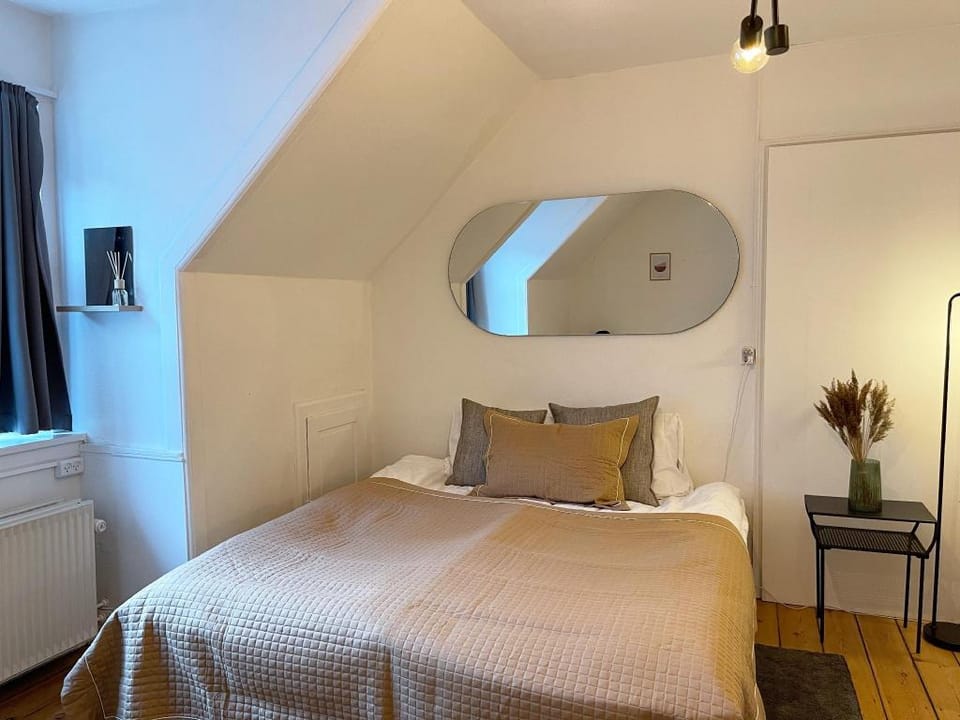 Stylish newly furnished 2 BR Apt - Heart of CPH★ Apartment in Frederiksberg