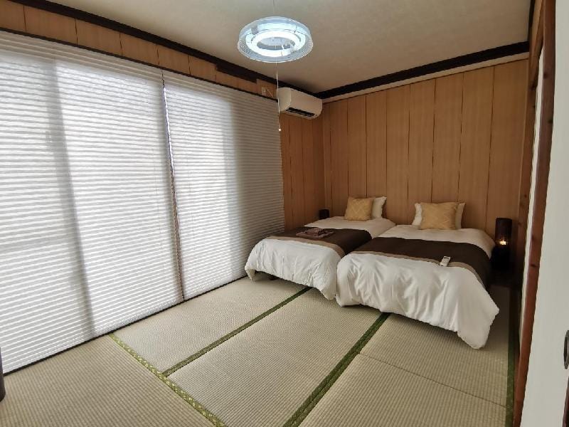 IG23/Near downtown!  Free parking & speed WiFi  Apartment in Okinawa Prefecture