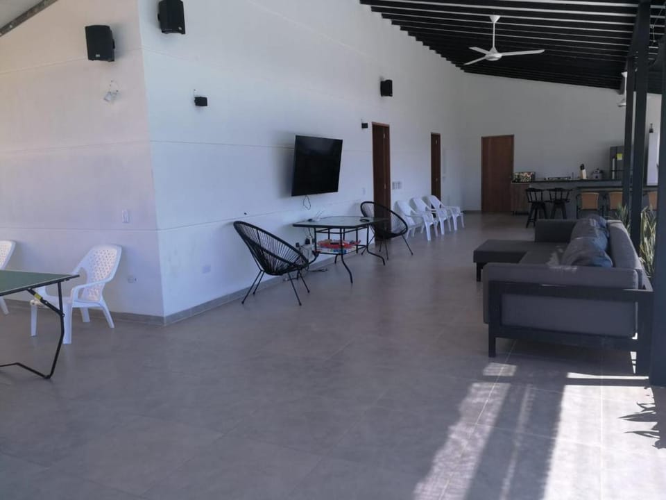 BRAND NEW SUMMER HOUSE IN SOPETRAN-LLANO MONTAÑA Vacation rental in Antioquia