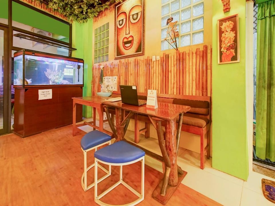 OYO Life 3103 Opo Homestay & Kost Hotel in Indonesia