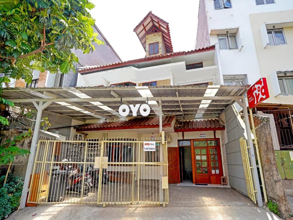 OYO 90840 Teratai Residence Hotel in West Java