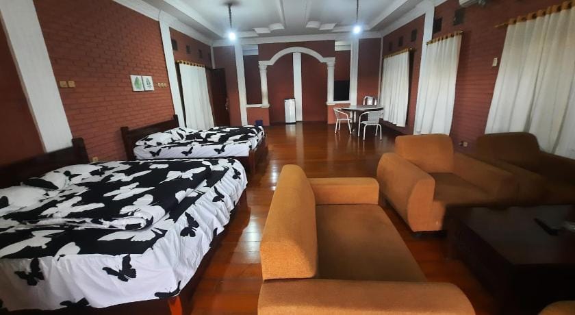 Wisma Acidalia Syariah Bed and Breakfast in Bandung